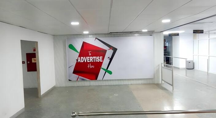 拉各斯機場廣告